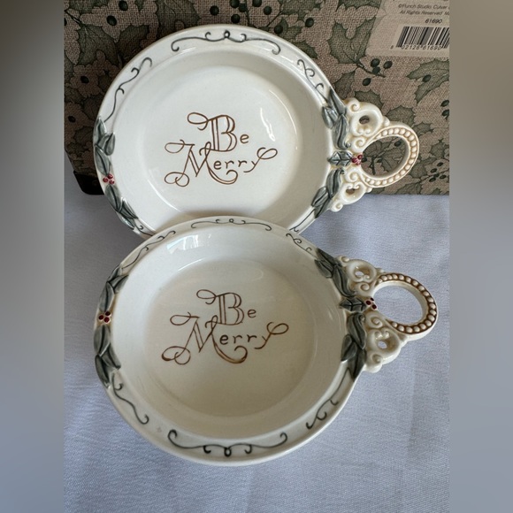 New! Set of 2 AMSCAN INC holiday dishes. BE MERRY - Picture 7 of 11